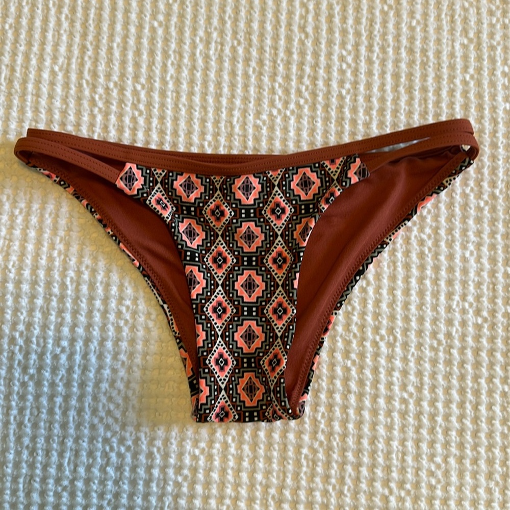 Xhilaration bikini bottoms